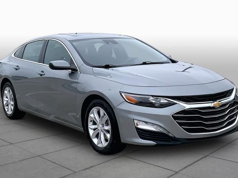 Used 2024 Chevrolet Malibu LT FWD image 3