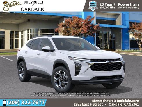 New 2025 Chevrolet Trax LT w/ Driver Confidence Package FWD image 7