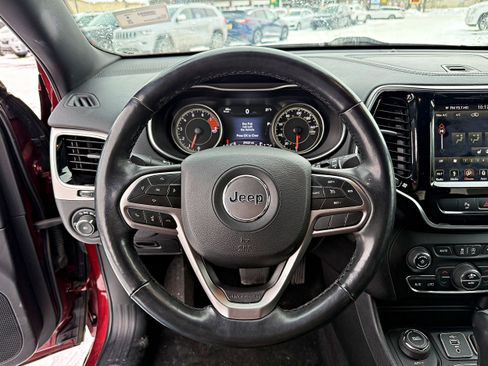 Used 2019 Jeep Cherokee High Altitude image 14