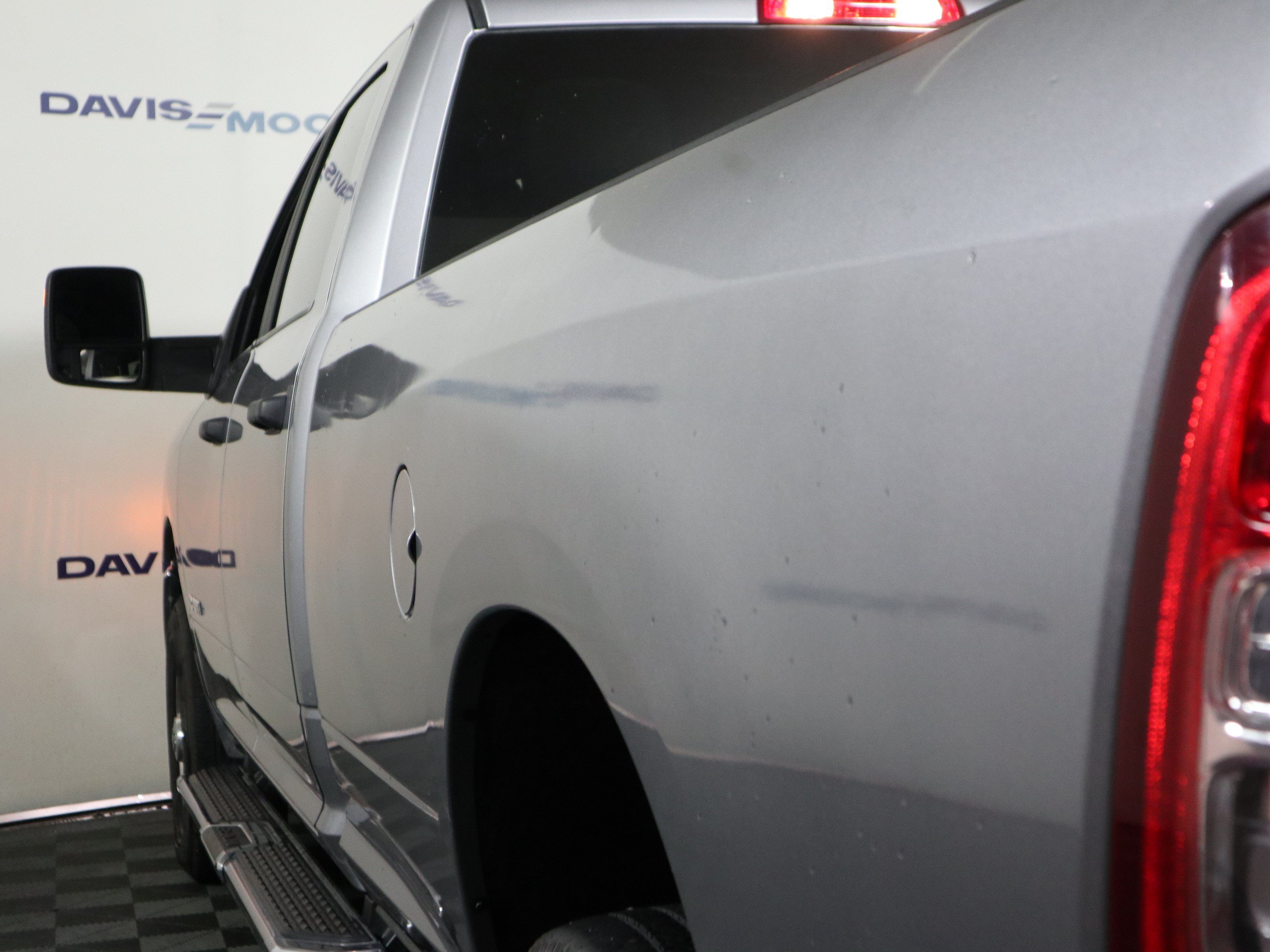 Used 2024 RAM 2500 Big Horn AWD/4WD image 9