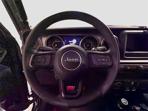 Used 2023 Jeep Wrangler Sport S image 10