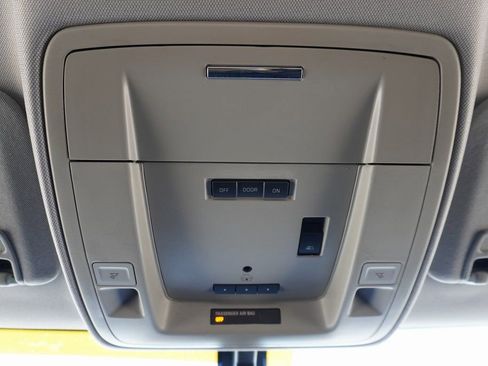 Used 2016 GMC Sierra 1500 SLT w/ SLT Premium Package image 16