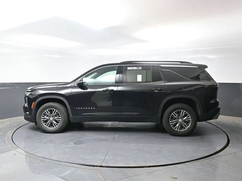 Used 2024 Chevrolet Traverse LT FWD image 10