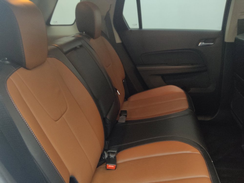 Used 2017 GMC Terrain SLT AWD/4WD image 19