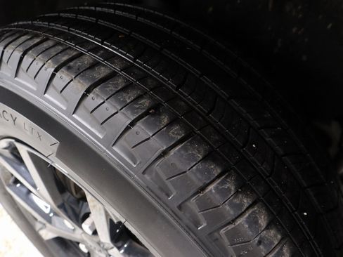 Used 2025 Jeep Grand Cherokee L Altitude image 21