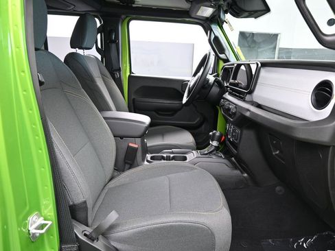 Used 2025 Jeep Wrangler Sport S image 48