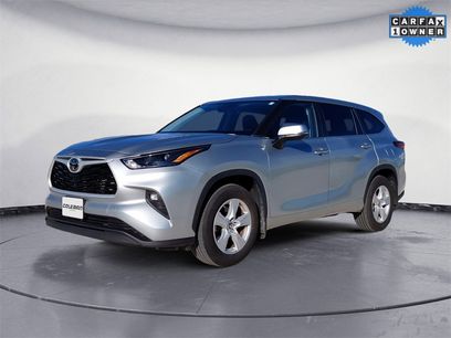 Used 2024 Toyota Highlander LE