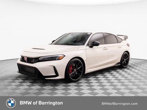 Used 2023 Honda Civic Type R image 1