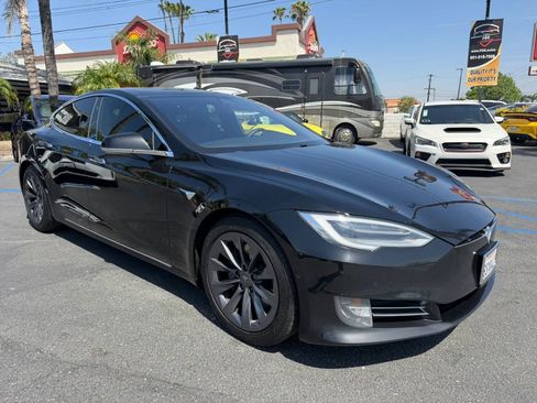 Used 2020 Tesla Model S Long Range Plus image 1