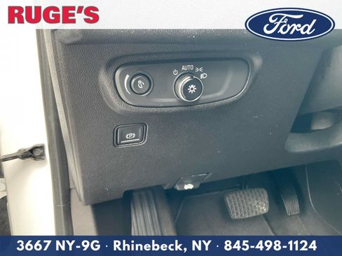 Used 2018 GMC Terrain SLE w/ Driver Convenience Package AWD/4WD image 18