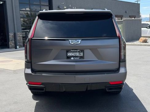 Used 2024 Cadillac Escalade Sport Platinum w/ LPO, Floor Liner Package AWD/4WD image 6