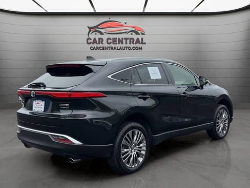 Used 2022 Toyota Venza Limited AWD/4WD image 5