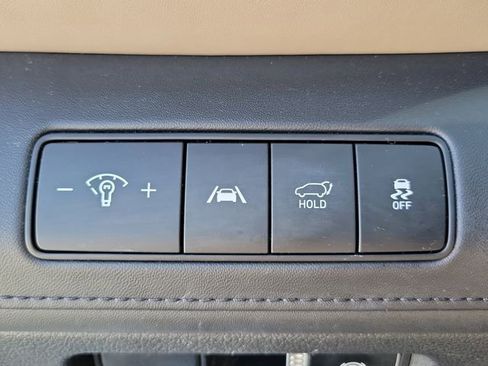 Certified 2023 Hyundai Santa Fe SEL Premium image 16