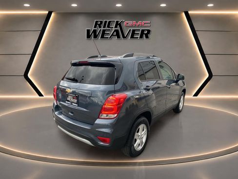 Certified 2022 Chevrolet Trax LT w/ Driver Confidence Package AWD/4WD image 6