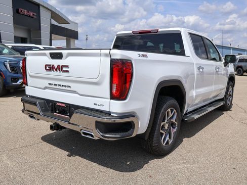 New 2026 GMC Sierra 1500 SLT w/ SLT Premium Package image 3