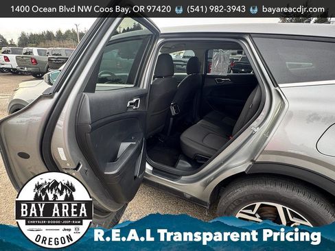 Used 2024 Kia Sportage LX image 15