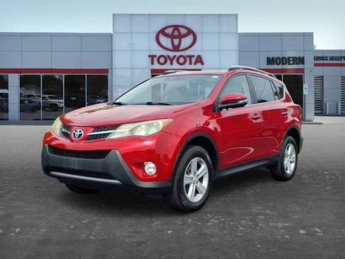 Used 2014 Toyota RAV4 XLE AWD/4WD image 1