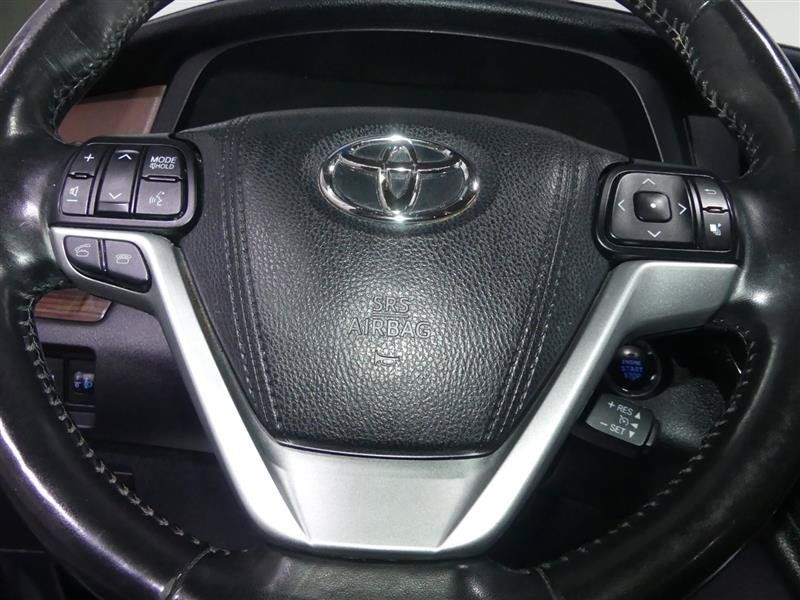 Used 2017 Toyota Sienna Limited Premium AWD/4WD image 31