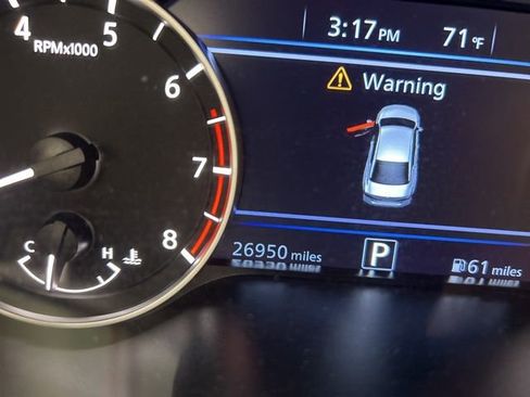 Used 2023 Nissan Altima 2.5 SR w/ SR Premium Package image 30