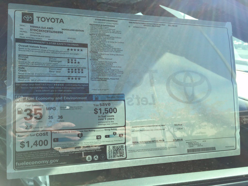 New 2026 Toyota Sienna XLE Woodland Edition AWD/4WD image 2