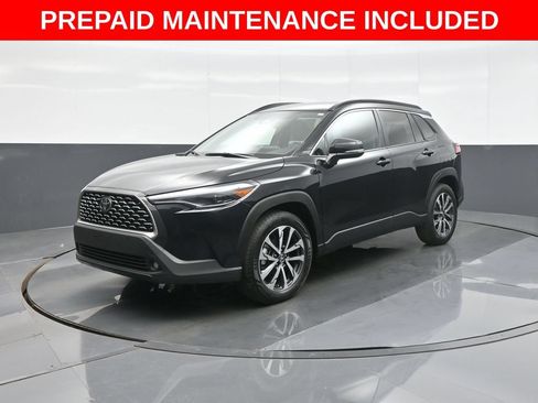 Certified 2025 Toyota Corolla Cross XLE AWD/4WD image 3