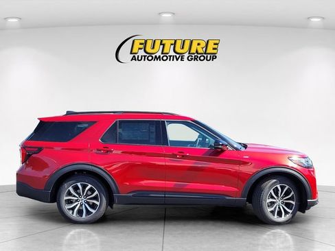 New 2026 Ford Explorer ST-Line image 8