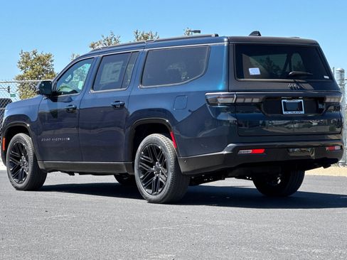 New 2026 Jeep Grand Wagoneer L Limited AWD/4WD image 5