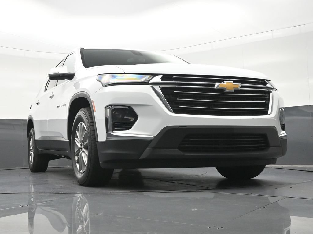 Used 2023 Chevrolet Traverse LT FWD image 30
