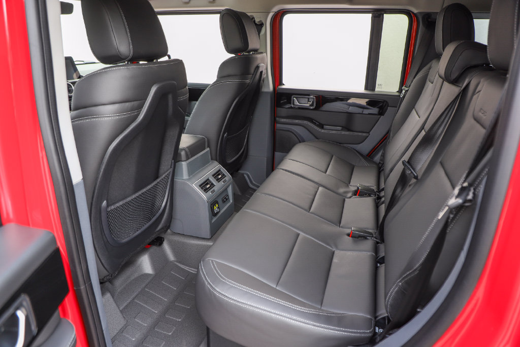 New 2026 INEOS Grenadier Station Wagon AWD/4WD image 37