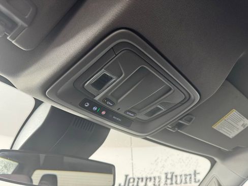 Used 2024 Chevrolet Silverado 1500 LT Trail Boss w/ Protection Package image 23