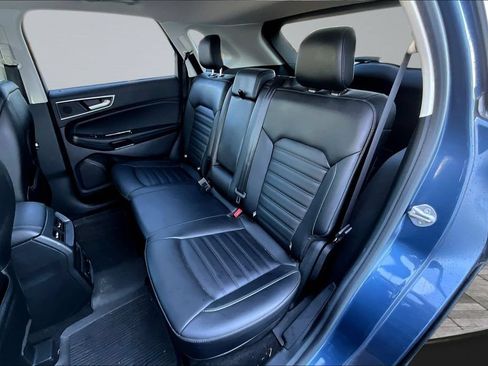 Used 2019 Ford Edge SEL w/ Equipment Group 201A AWD/4WD image 22