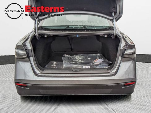 New 2026 Nissan Sentra SV FWD image 10