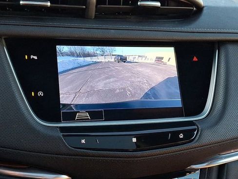 Used 2020 Cadillac XT5 Premium Luxury image 21