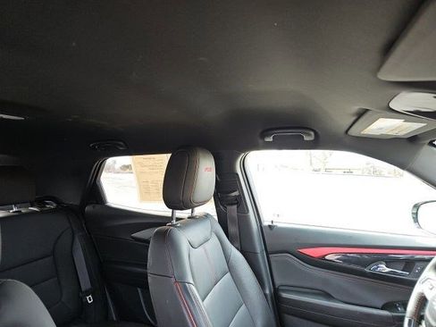 Used 2025 Chevrolet TrailBlazer RS w/ Convenience Package image 13