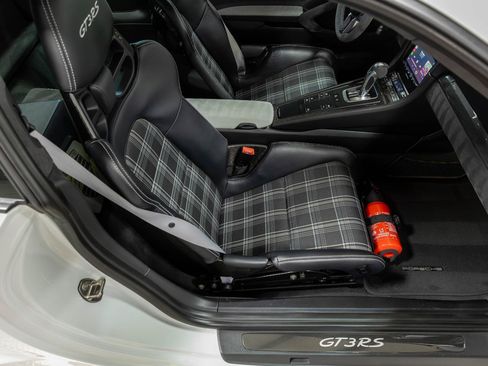 Used 2016 Porsche 911 GT3 RS RWD image 82