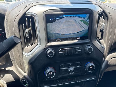 Used 2022 Chevrolet Silverado 2500 LT w/ Convenience Package AWD/4WD image 10