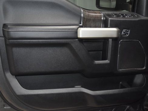 Used 2021 Ford F250 Lariat w/ Lariat Ultimate Package image 46