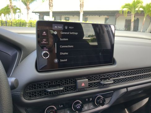 New 2026 Honda HR-V LX image 25