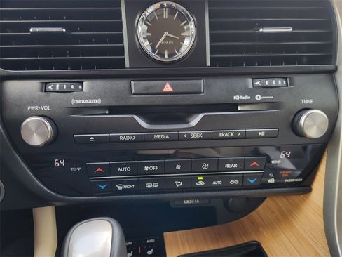 Used 2022 Lexus RX 350L FWD w/ Premium Package image 19