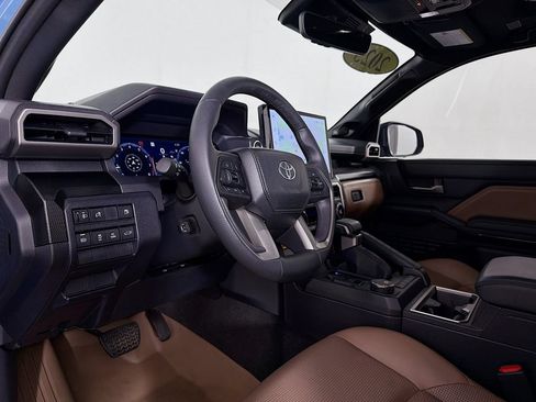 Used 2025 Toyota 4Runner Limited RWD image 14