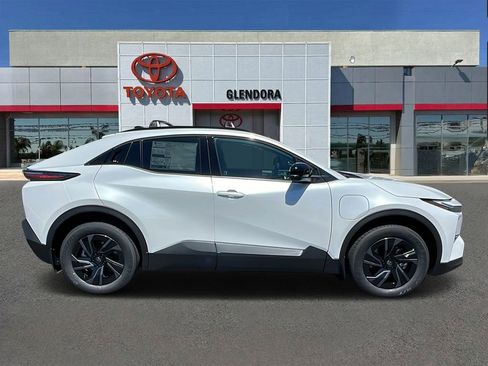 New 2026 Toyota C-HR AWD/4WD image 2