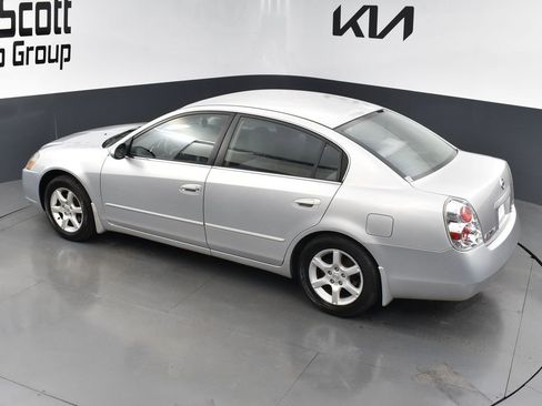 Used 2006 Nissan Altima 2.5 S w/ (P01) Special Edition Pkg FWD image 11
