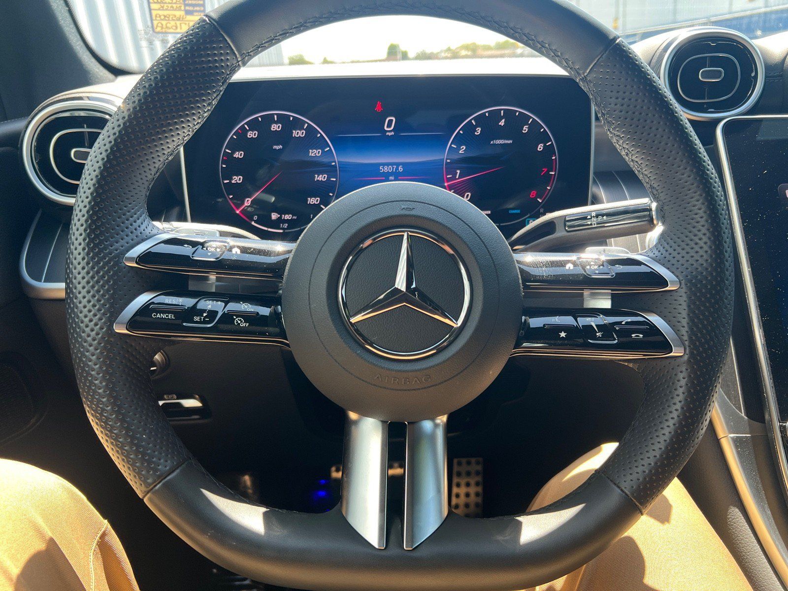 Used 2026 Mercedes-Benz GLC 300 image 24
