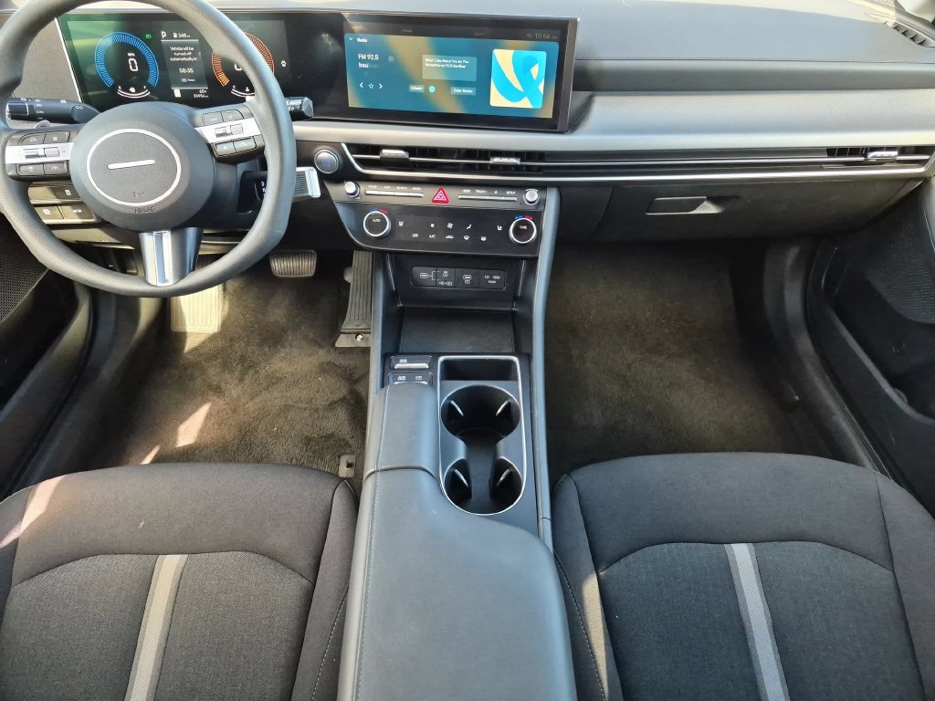Used 2025 Hyundai Sonata SEL FWD image 26