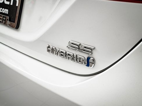 Used 2018 Toyota Camry SE image 20