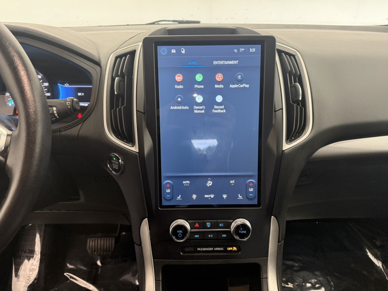 Used 2024 Ford Edge SEL AWD/4WD image 19
