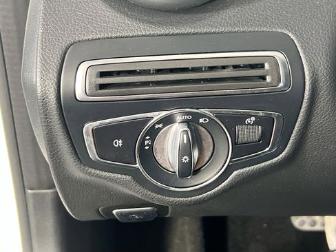 Used 2021 Mercedes-Benz C 300 4MATIC Coupe image 10