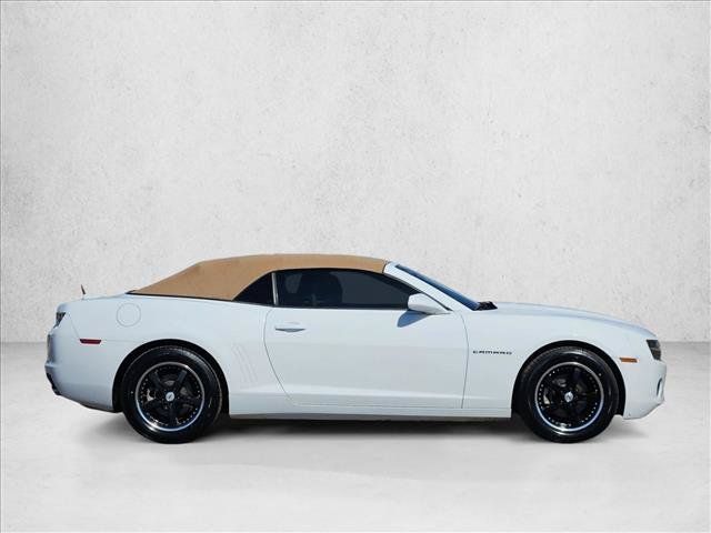 Used 2011 Chevrolet Camaro LT RWD image 4
