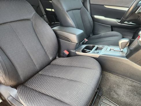 Used 2012 Subaru Outback 3.6R Limited w/ Moonroof Pkg AWD/4WD image 14