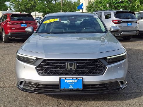 Used 2024 Honda Accord EX-L image 2